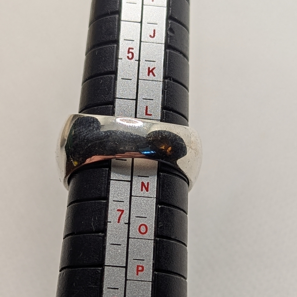 Silver and Purple Gemstone Ring - Picture 3 of 3